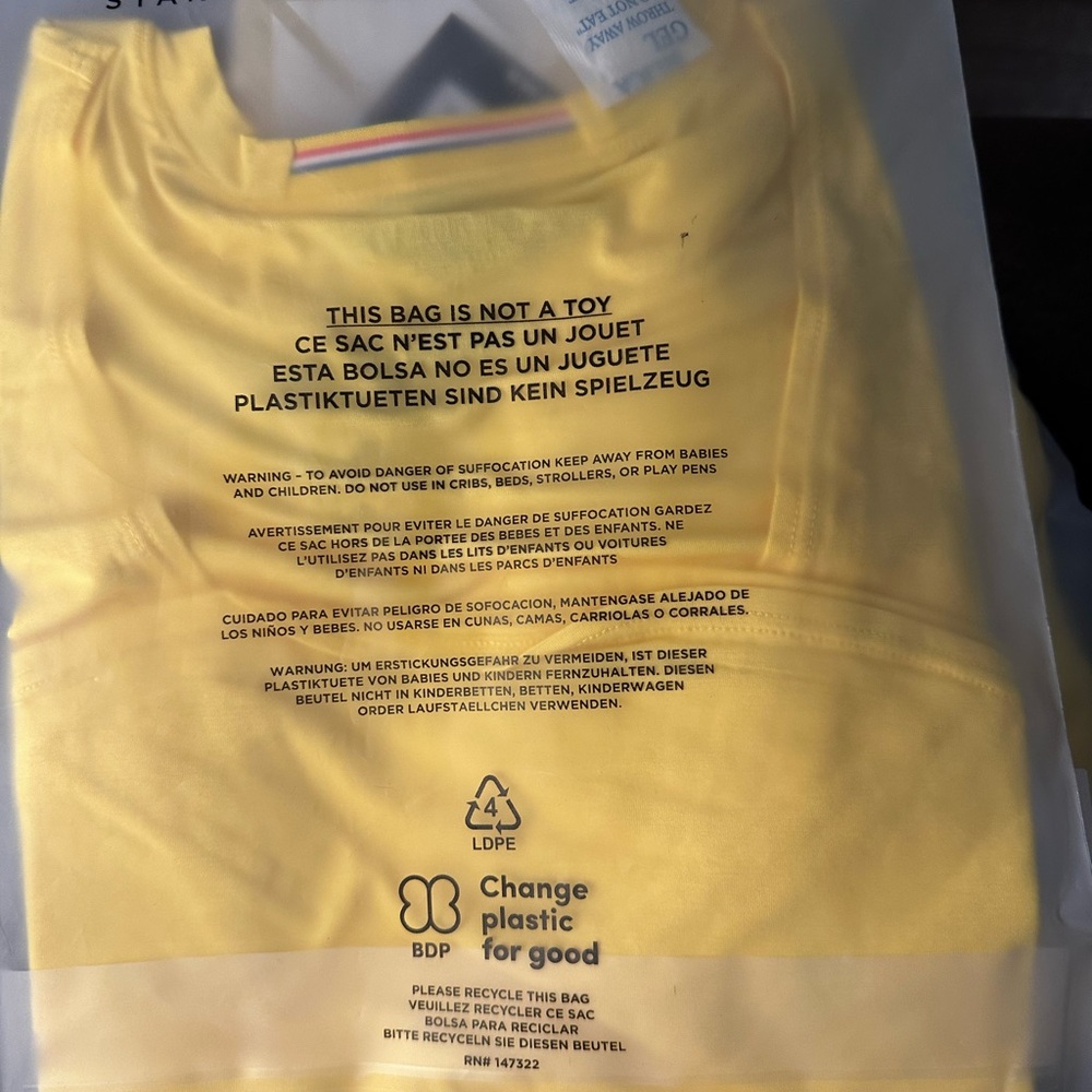 Fourlaps Curved Workout Tank Squash Yellow NWT - Small - Picture 5 of 7